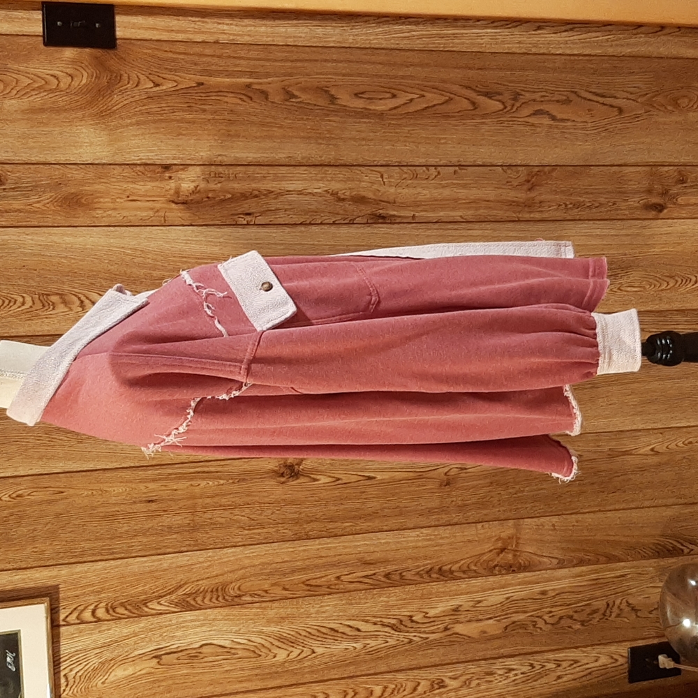 POL Pink French Terry Button-Down Shacket (Medium) - Picture 4 of 9